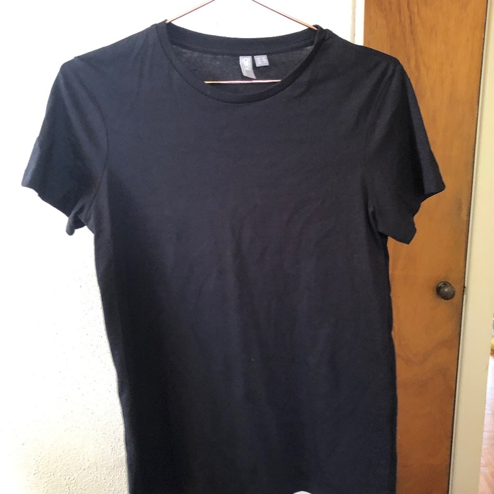 black shirt